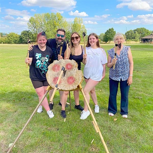 axe throwing axe throwing